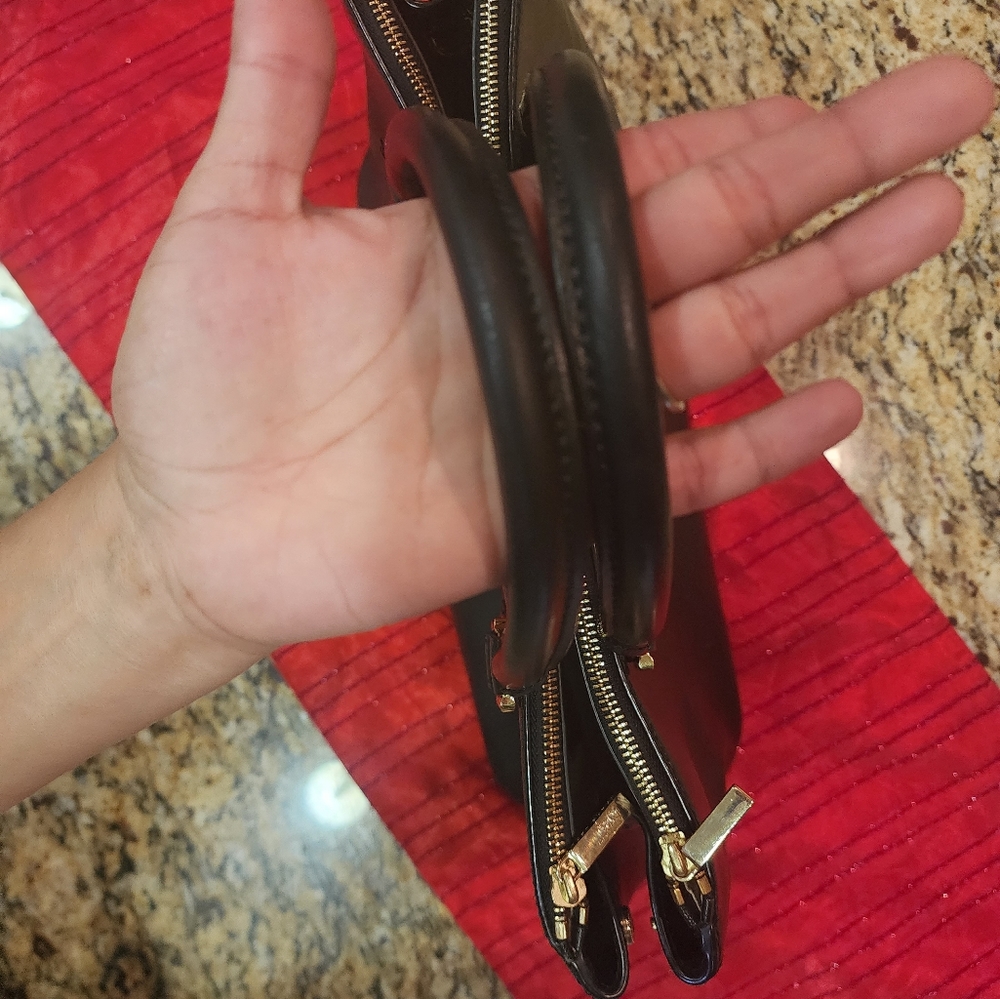 Large black Tory Burch purse - Picture 3 of 14